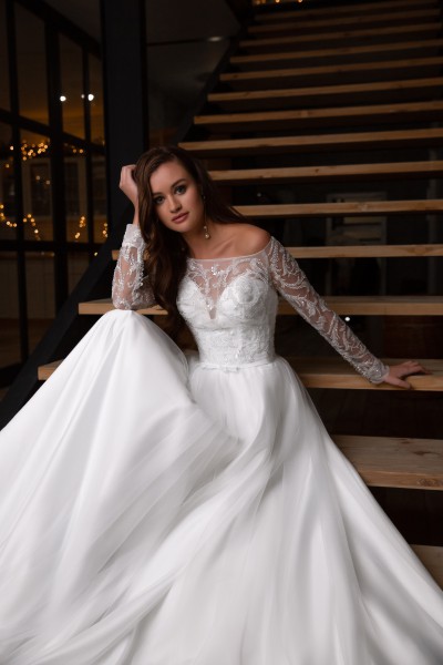 Весільна сукня 5100