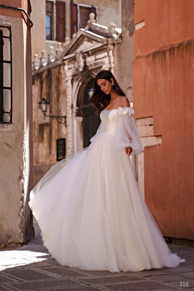 Весільна сукня 210 - Фото 3