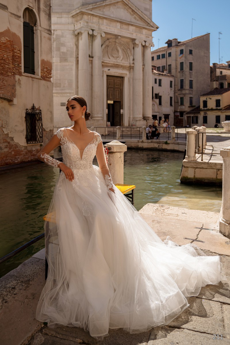 Весільна сукня 211 - Фото 6
