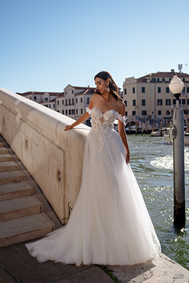 Весільна сукня 212 - Фото 8