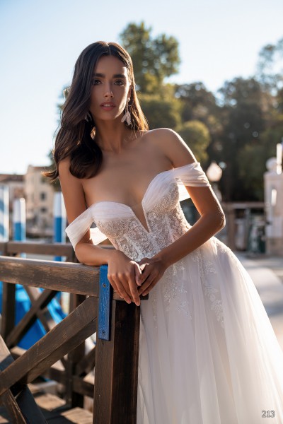 Весільна сукня 213 | Елана Весільна сукня 213