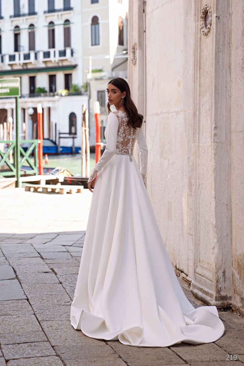 Весільна сукня 219 - Фото 8