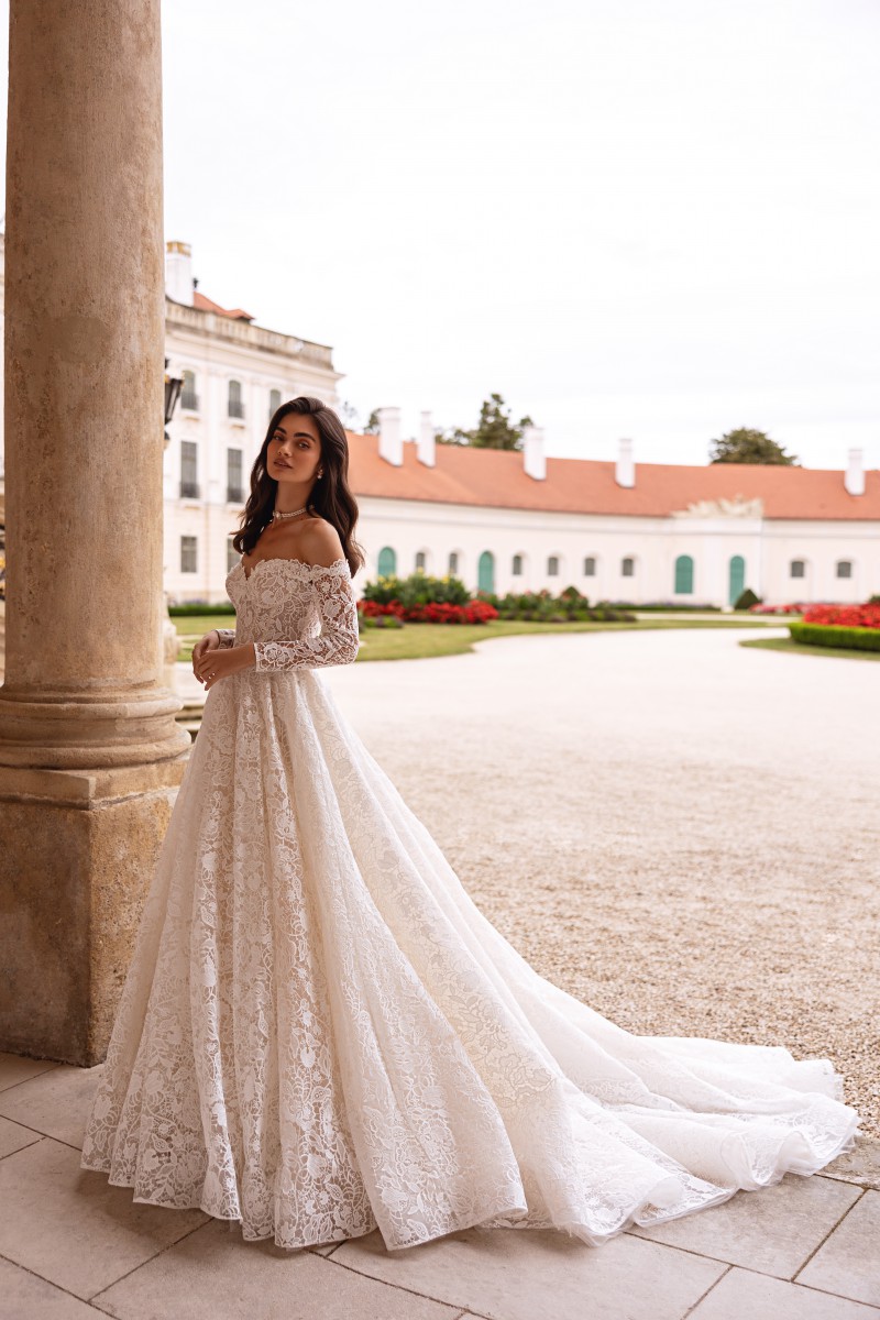 Весільна сукня RE240 Genevieva - Фото 11